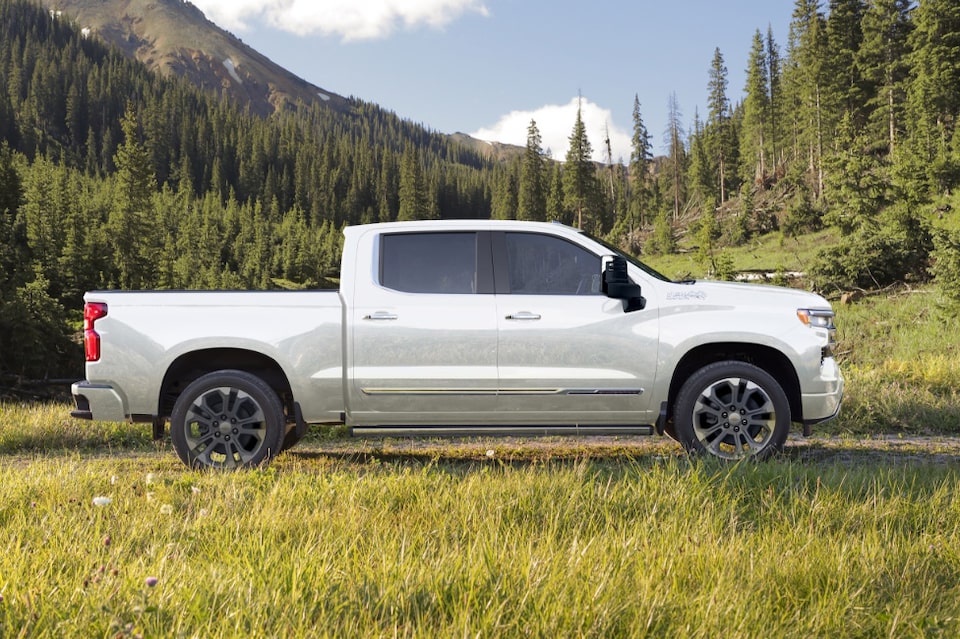 Disfruta d ela elegancia y practicidad de la nueva pick up Chevrolet Silverado